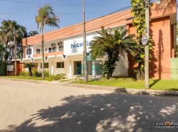 Comercial · 2860m² · 42 Quartos · 53 Vagas · Loja para venda em Praia Da Lagoinha - Bairro de 2860.00m² com 42 Quartos, 42 Suites e 53 Garagens