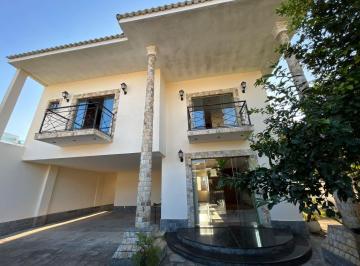 Casa · 350m² · 4 Quartos · 4 Vagas · Casa em Parque Flamboyant  -  Campos dos Goytacazes