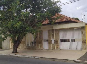 Casa · 588m² · 1 Quarto · 2 Vagas · Casa em Campos dos Goytacazes