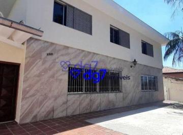 2e761af99a380593fbe5896b5d415c8fb5c627cf · Sobrado Reformado com 235 m² no Butantã – Espaço, Conforto e Localização Privilegiada