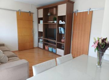 faa2bac3ae4d5ec819cb052484737b74e1bcbaa7 · Apartamento reformado
