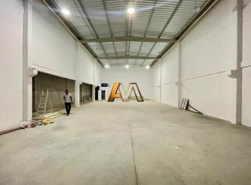 Comercial · 280m² · 5 Vagas · GALPÃO BEM LOCALIZADO NO CAMINHO DAS ARVORES
