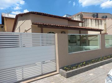 thvbs82ytbkztkwmdflzgq2_md · Condomínio Parc des Prince, Casa com 3 quartos, suíte e quintal. Vaga de garagem