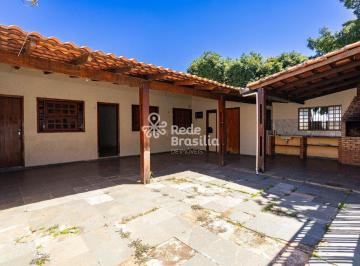 Casa · 130m² · 3 Quartos · 2 Vagas · QN 1 | Casa Térrea 3 Quartos - com 2 Banheiro sociais - e 2 Vagas de Garagem - Riacho Fundo I
