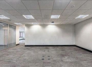 Comercial · 142m² · 5 Vagas · Sala comercial na Avenida Presidente Juscelino Kubitschek, N. 1726 - Conjunto 101 • 142 m²