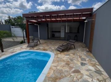 Foto 01 · Chácara à venda em Tatuí-SP, bairro Mirandas: 2 quartos, 2 salas, 2 banheiros, 4 vagas de garagem, 1