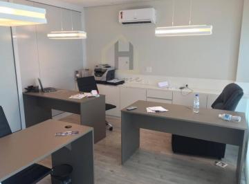 Comercial · 64m² · Sala Comercial à Venda no Centro de São Caetano do Sul-SP: 1 Sala, 1 Banheiro, 64m² de Área!