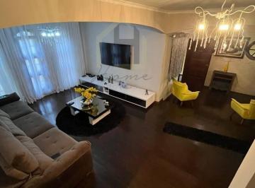 Casa · 243m² · 3 Quartos · 3 Vagas · Imperdível Oportunidade: Casa à Venda em Nova Gerty, São Caetano do Sul-SP! 3 quartos, 2 suítes, 2 s