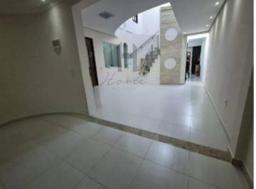 Casa · 264m² · 4 Quartos · 2 Vagas · Sobrado à venda com 264m² 4 dormitórios sendo 1 suíte. Bairro Vila Pires. Santo André.