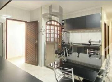 Casa · 280m² · 2 Quartos · 10 Vagas · Casa à venda com 280 metros 2 dormitórios sendo 1 suíte. Jardim Utinga.  Santo André.