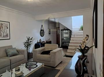 Casa · 220m² · 3 Quartos · 3 Vagas · Oportunidade única: Sobrado à venda no Bairro Campestre em Santo André-SP, com 3 quartos, 3 suítes e