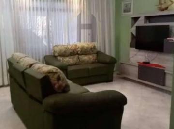 Casa · 280m² · 3 Quartos · 2 Vagas · Imperdível! Sobrado à venda no Bairro dos Casa, São Bernardo do Campo-SP. 3 quartos, 1 suíte, 2 sala