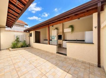 Imagem 1 · Casa para venda em Santa Maria, Poços de Caldas