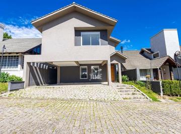 f7668915316eee9583d590f88295ba3aa447e703 · Casa Alto Padrão com Espaço Gourmet e Quintal – Santa Felicidade