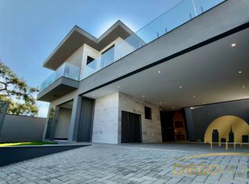 Casa · 210m² · 3 Quartos · 4 Vagas · CASA À VENDA DE ALTO PADRÃO EM ATIBAIA