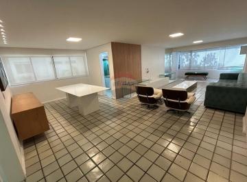 Apartamento · 169m² · 4 Quartos · 1 Vaga · Apartamento na Rua dos Navegantes 169m²