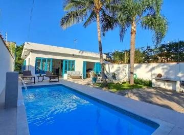 Casa de 4 quartos, Recife · Casa com 280 mts², 4 quartos, piscina e churrasqueira em Boa Viagem - Recife - PE