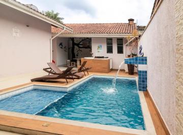 Casa 410m² Venda Praia do Morro · Casa com 410 mts², 4 quartos, piscina e churrasqueira em Guarapari - ES