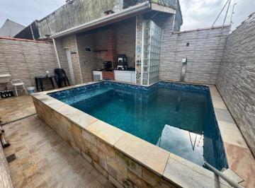 Casa de 2 quartos, Itanhaém · CASA COM PISCINA A VENDA NA PRAIA EM ITANHAÉM