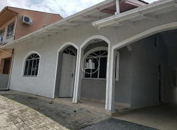 Casa · 204m² · 4 Quartos · 2 Vagas · Casa 4 Quartos com 2 Suítes e 204m² - Roçado