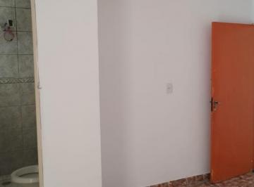 IMG_20260607_065448_000.jpeg · Funcional casa para locação em Jardim Rincão com 3 quartos, sendo 1 suíte, 220m² - remaxmonarca#CST9