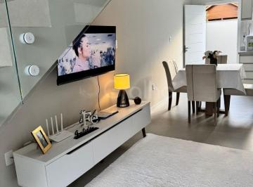 Casa · 103m² · 3 Quartos · 2 Vagas · Casa de 103m² com 3 Dormitórios na Pinheira.