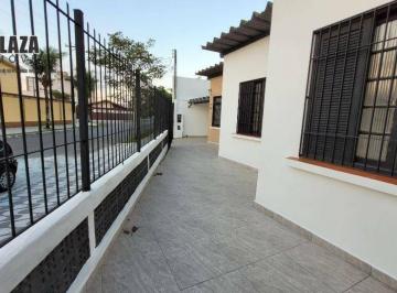 Casa · 100m² · 2 Quartos · 2 Vagas · Casa com 2 dormitórios à venda, 100 m² por R$ 385.000,00 - Vila Balneária - Praia Grande/SP
