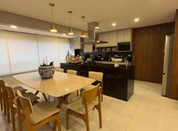Apartamento · 107m² · 3 Quartos · 2 Vagas · Apartamento em Granja Viana, Cotia/SP de 107m² 3 quartos para locação R$ 8.200,00/mes