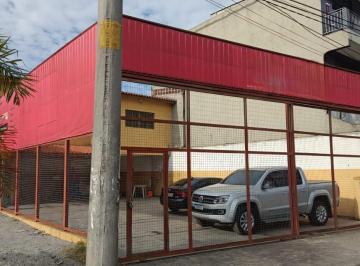 Comercial · 200m² · 2 Vagas · Imóvel Comercial em Jardim Nomura, Cotia/SP de 200m² para locação R$ 7.000,00/mes
