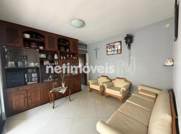 Casa · 360m² · 4 Quartos · 3 Vagas · Excelente casa com quintal espaçoso para jardim.