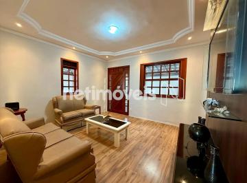 Casa · 371m² · 3 Quartos · 7 Vagas · Casa linear à venda no Trevo, com 371 m²;, 3 quartos e 7 vagas de garagem.