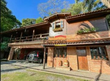 Casa · 350m² · 3 Quartos · 3 Vagas · Casa em condomínio fechado à venda na Serra da Cantareira.