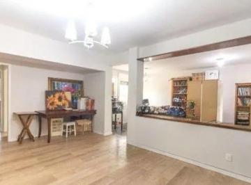 Apartamento · 94m² · 2 Quartos · 1 Vaga · Apartamento no bairro Petrópolis de 2 dormitórios e vaga
