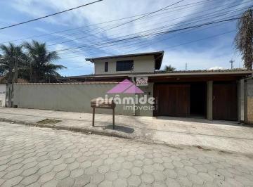 Casa · 297m² · 2 Quartos · 4 Vagas · Casa em Centro, Caraguatatuba/SP de 297m² 2 quartos à venda por R$ 850.000,00