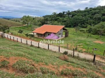 Rural · 190m² · 3 Quartos · 10 Vagas · Fazenda em Recanto Caeté, São José dos Campos/SP de 190m² 3 quartos à venda por R$ 900.000,00