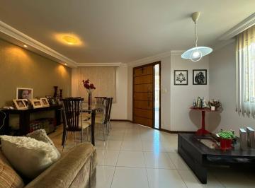 Casa · 191m² · 3 Quartos · 2 Vagas · Casa em Casa De Pedra, Volta Redonda/RJ de 191m² 3 quartos à venda por R$ 690.000,00