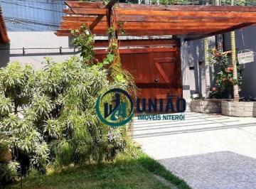 Casa · 250m² · 5 Quartos · 4 Vagas · Casa em São Francisco, Niterói/RJ de 250m² 5 quartos à venda por R$ 901.000,00