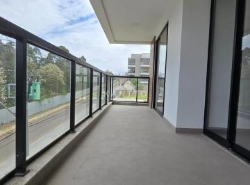 Varanda · 🏡 **Lindo Garden Residencial Disponível para Venda em Juiz de Fora, MG** 🏡