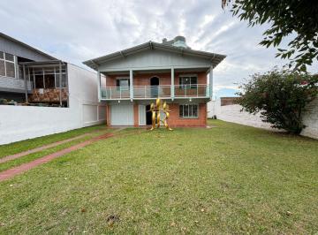 Casa · 130m² · 7 Quartos · 2 Vagas · Casa 7 dormitorios á venda em Tramandaí | Bairro Centro