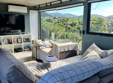 Apartamento · 132m² · 2 Quartos · 1 Vaga · Duplex com Vista Mar e Jacuzzi Privativa Próximo à Praia