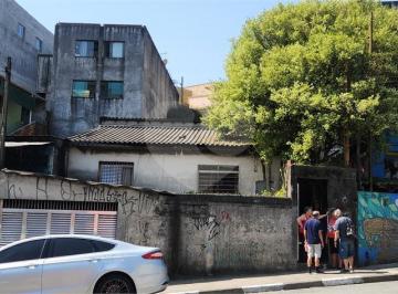 Terreno · 389m² · 1 Quarto · 1 Vaga · Terreno com 1 quartos à venda em Centro - SP