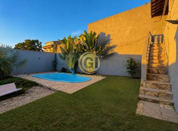Foto 01 · Casa à venda com Piscina no Jardim Bela Vista, Jacareí-SP: 2 quartos, 1 sala, 2 banheiros, 4 vagas d