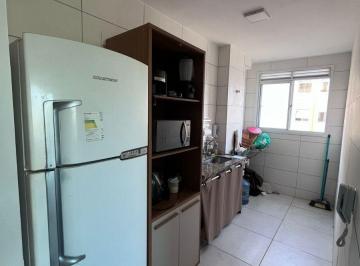 Apartamento de 2 quartos, Lauro de Freitas · Alugo apto semi mobiliado em Lauro de Freitas