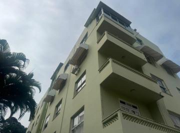 Apartamento de 2 quartos, Salvador · Apartamento a venda, com 2 quartos próximo ao Porto da barra, Salvador-BA