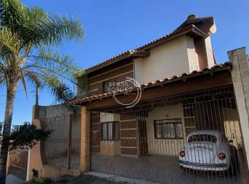 Casa · 262m² · 3 Quartos · 3 Vagas · Excelente Casa à Venda no Piazza de Roma.