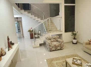 Casa · 297m² · 4 Quartos · 2 Vagas · Casa à venda de alto padrão no bairro Nova Floresta em Guaxupé