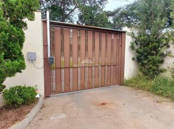 Casa · 110m² · 2 Quartos · 6 Vagas · Casa com 2 quartos próximo ao Centro  em  Guaxupé