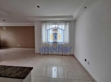 Casa · 113m² · 3 Quartos · 2 Vagas · Excelente sobreposta