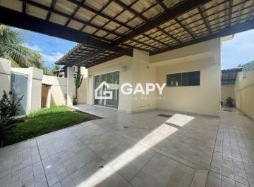 Casa · 100m² · 3 Quartos · 1 Vaga · Casa Individual -  3 Quartos - Maria Paula/Niteroi - por R$:480.000,00