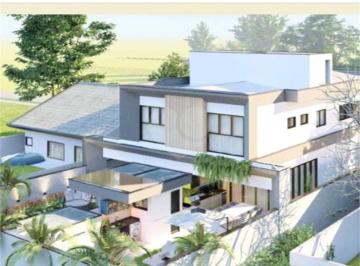 Casa · 220m² · 5 Quartos · 4 Vagas · Casa com 5 quartos à venda em São lourenço - SP